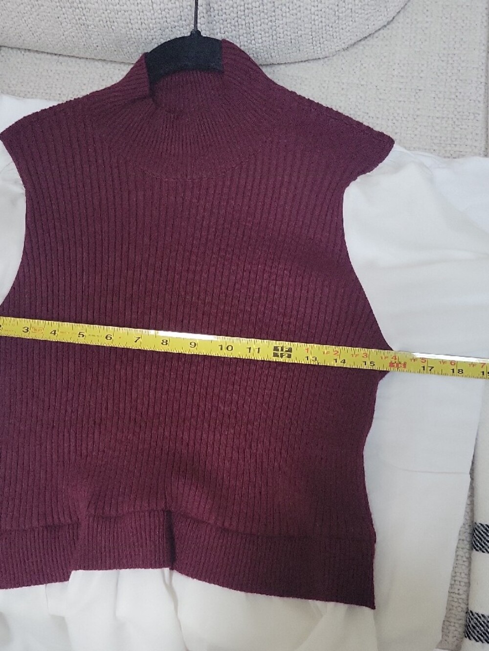 Burgundy Ribbed Mock Neck Tunic Over White Puff-Sleeve Blouse - Picture 3 of 4